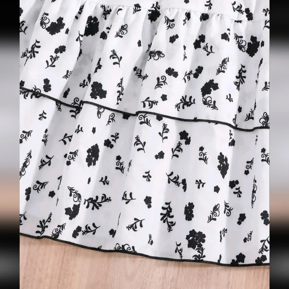 Black and White Kids Floral Dress Size 8